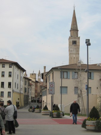 Sprehod po srednjeveškem mestu